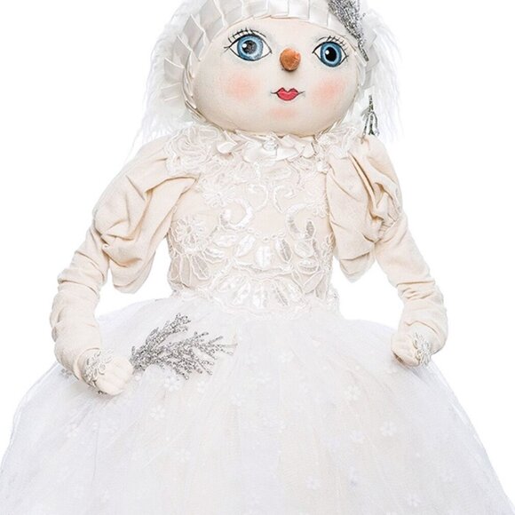 Madam Flurry Figure Doll - Picture 3 of 4